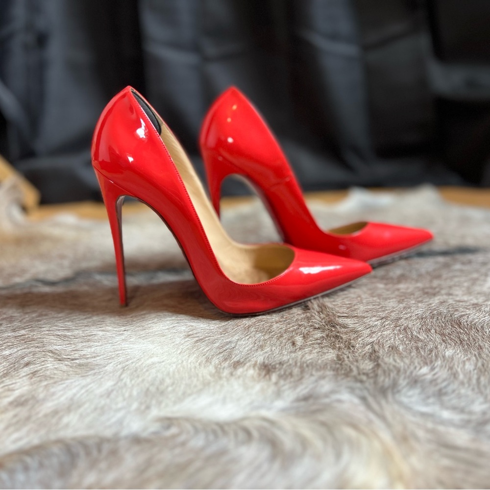 Louboutin. So Kate 120mm
